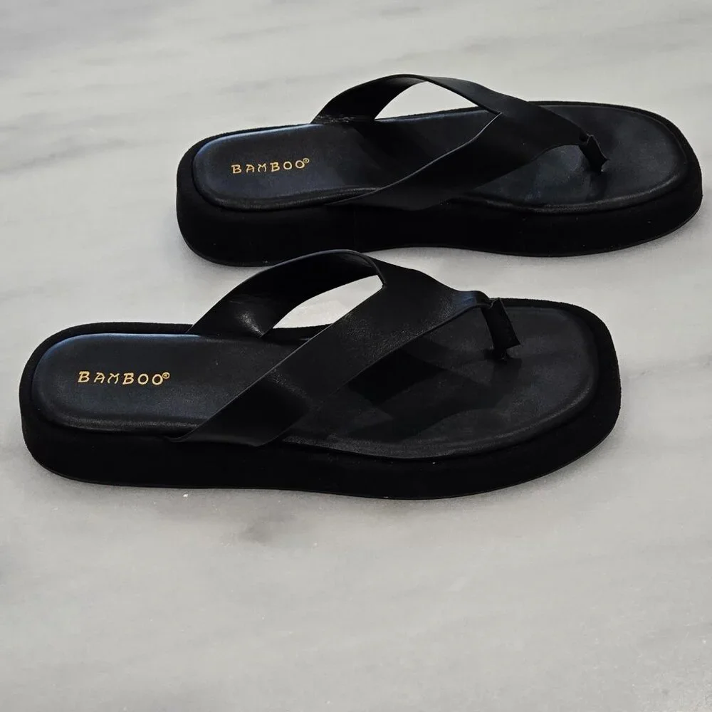 Bamboo Mayven - Black-  Platform Sandals - Size 10 - EUC - Picture 5 of 6